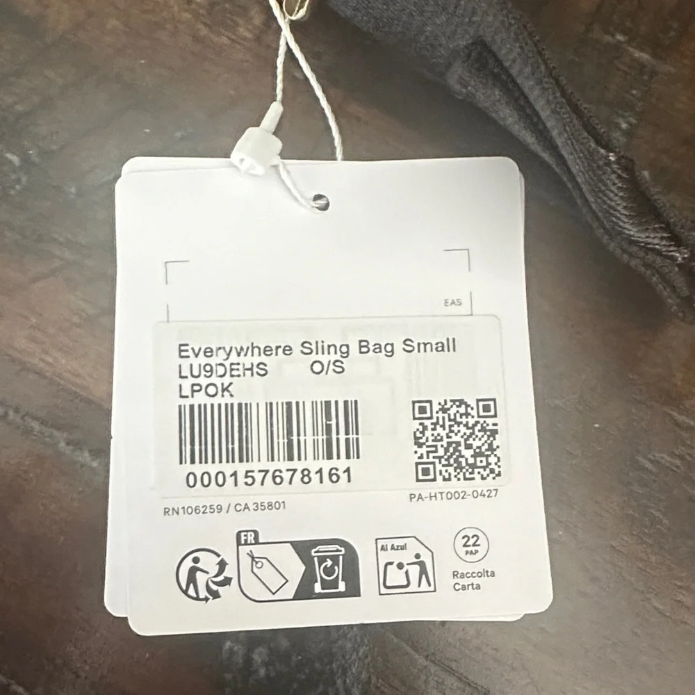 Lululemon sling bag - Picture 2 of 4